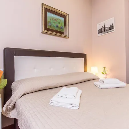 Azzurra Rooms-2
